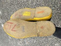 Clarks Original Yellow Bottom Tumble Leather Boots Crepe Sole Mens 12