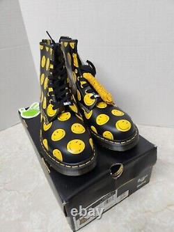 Dr. Martens 1460 SMILEY Smooth Leather Black Yellow Boot US Mens 12 New UK 11