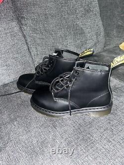 Dr. Martens Men's 101 Yellow Stitch Leather Ankle Boots Black Smooth NWB