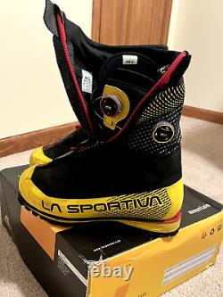 La Sportiva G2 Evo Men's Mountaineering Boots, Black/Yellow, M44.5