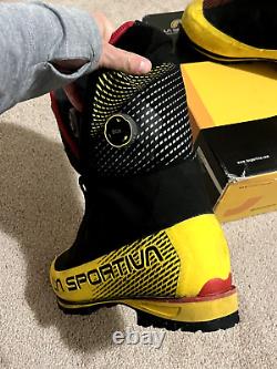 La Sportiva G2 Evo Men's Mountaineering Boots, Black/Yellow, M44.5